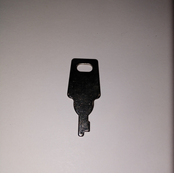 Random square head mini key, gently used - Picture 1 of 4